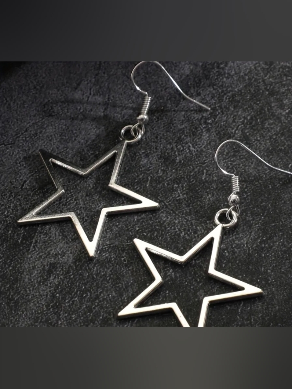 ❤️M $10 Each Or Bundle Any 4/$20 Silver Star Outline Dangle Earrings